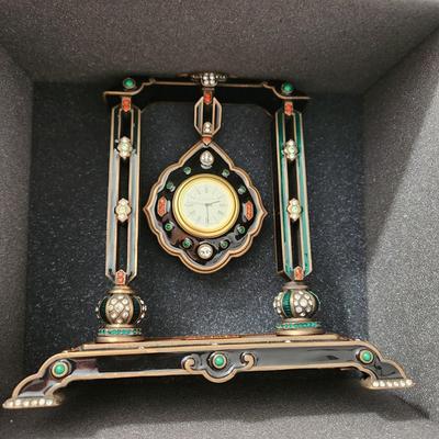 Jay Strongwater "Harrison" Clock Hanging Pendent Clock , Tested L7"xD3"xH7"