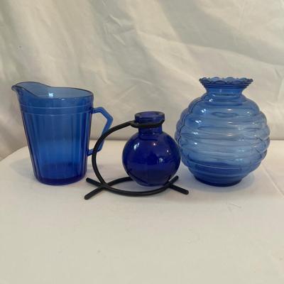 Blue Glass Vase Collection (L-MG)