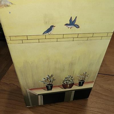 Decorative storage bin