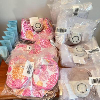 Big Lot Clarisonic - Brush Heads, Cleaners, Bags