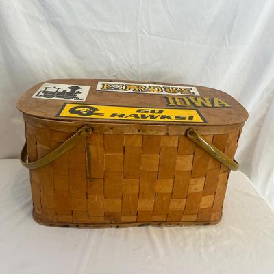 Picnic/Tailgating Array w/Basket, Wool Blanket, & More (L-MG)