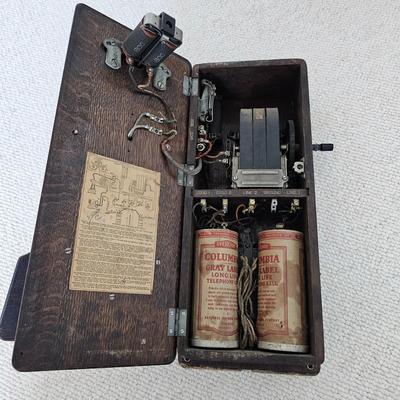 Western Electric Company Wood Crank Phone (UB1-DZ)