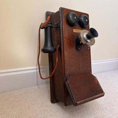 Western Electric Company Wood Crank Phone (UB1-DZ)