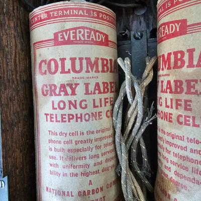 Western Electric Company Wood Crank Phone (UB1-DZ)