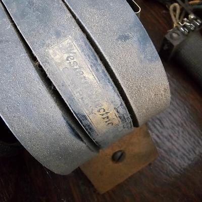 Western Electric Company Wood Crank Phone (UB1-DZ)