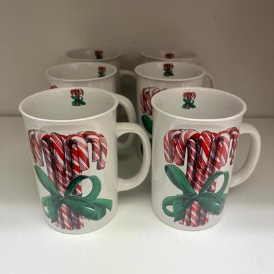 Christmas Glassware & Kitchen Items (L-MG)