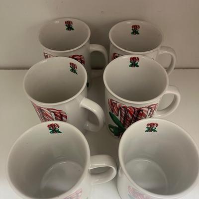 Christmas Glassware & Kitchen Items (L-MG)