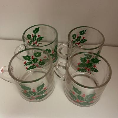 Christmas Glassware & Kitchen Items (L-MG)