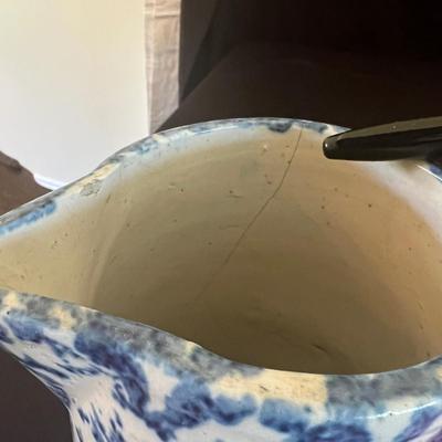 Western Stoneware Crock & Spongeware Pitcher (DR-RG)