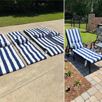 BRENTWOOD ORIGINALS ~ Outdoor Chaise Lounge Cushions & Pillows ~ Like New ~ Blue and White