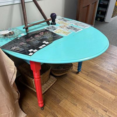 Dropleaf Oval Table