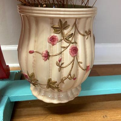Vintage Cermic Rosebud Vase