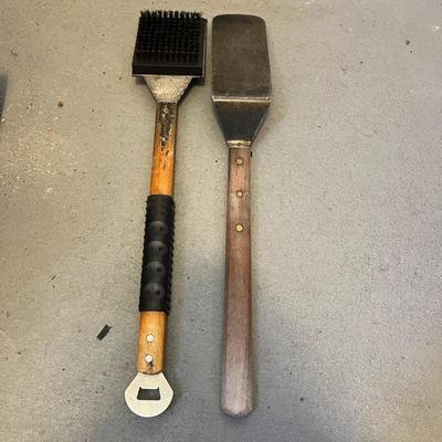 Weber Charcoal Grill & Accessories (L-MG)