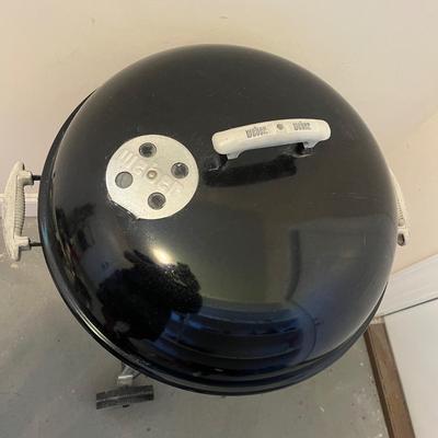 Weber Charcoal Grill & Accessories (L-MG)