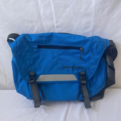 Patagonia, Eagle Creek, and More Travel Accessories (UB1-DZ)