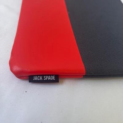 Patagonia, Eagle Creek, and More Travel Accessories (UB1-DZ)