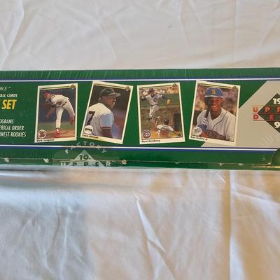Upper Deck Boxed Baseball Card Sets (BO-JS)