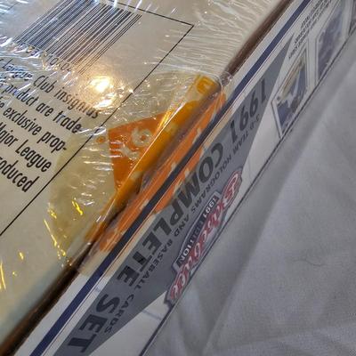 Upper Deck Boxed Baseball Card Sets (BO-JS)