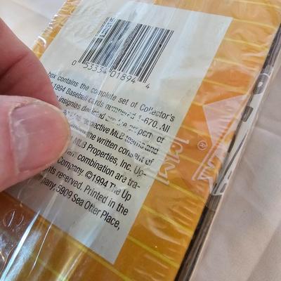 Upper Deck Boxed Baseball Card Sets (BO-JS)