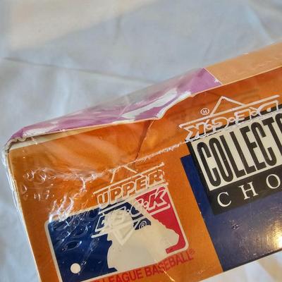 Upper Deck Boxed Baseball Card Sets (BO-JS)