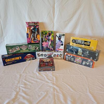 Upper Deck Boxed Baseball Card Sets (BO-JS)