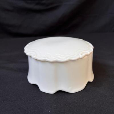 Eastwood Works Chamber Pot and More (UB3-DZ)