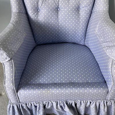Blue and White Polka Dot Chair (UB1-DZ)