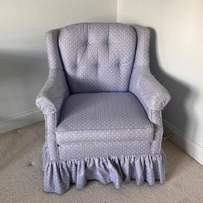 Blue and White Polka Dot Chair (UB1-DZ)