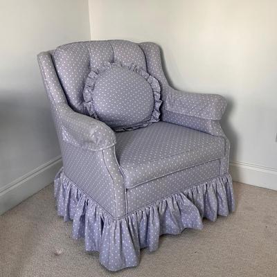 Blue and White Polka Dot Chair (UB1-DZ)