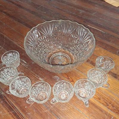 Crystal Punch bowl with 8 mugs