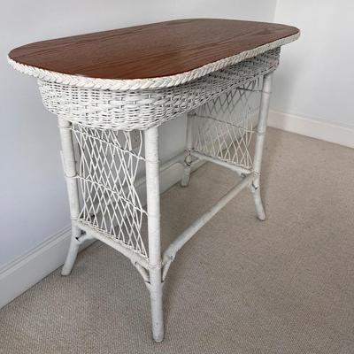 Wicker Vanity Set (UB1-DZ)
