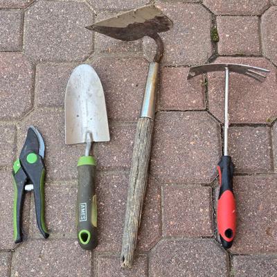 Hand Gardening Tools