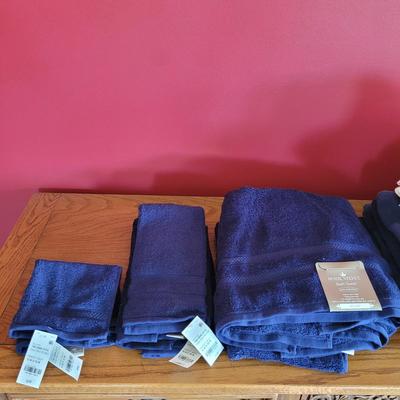 Assortment of Bath Towel Sets by Wamsutta, Royal Velvet, & More (P-CE)