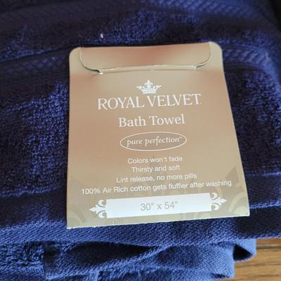 Assortment of Bath Towel Sets by Wamsutta, Royal Velvet, & More (P-CE)