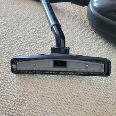 Bissell, Kenmore, & Casabella Lightweight Electric & Manual Vacuums & Sweepers (P-CE)