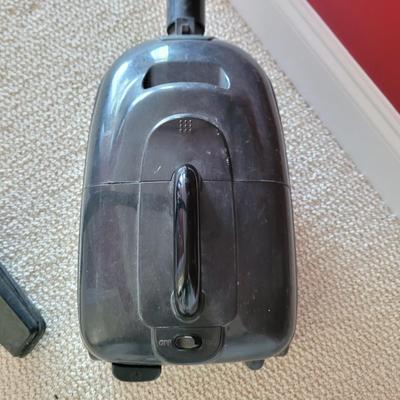 Bissell, Kenmore, & Casabella Lightweight Electric & Manual Vacuums & Sweepers (P-CE)