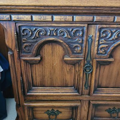 King Size Headboard & Link-Taylor Night Stands Plus Bedding (P-CE)