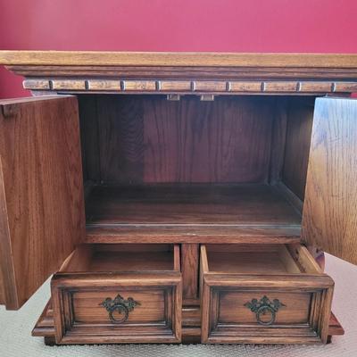 King Size Headboard & Link-Taylor Night Stands Plus Bedding (P-CE)