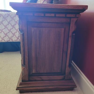 King Size Headboard & Link-Taylor Night Stands Plus Bedding (P-CE)