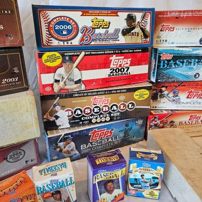 Topps Boxed Baseball Card Sets (BO-JS)
