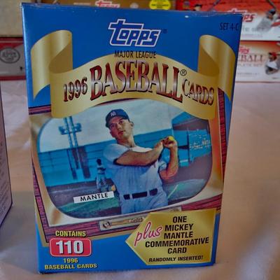 Topps Boxed Baseball Card Sets (BO-JS)