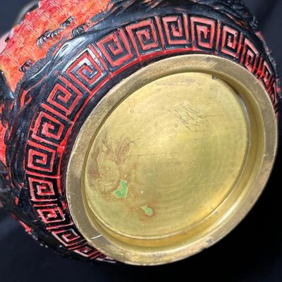 Cinnebar medium vase