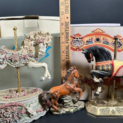LOT 83: Vintage Carousel Music Box Figurine Collection - Willitts Designs & More