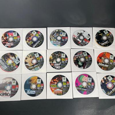LOT 90: Collection Of Xbox 360 Games, Demo Discs, & Magazines