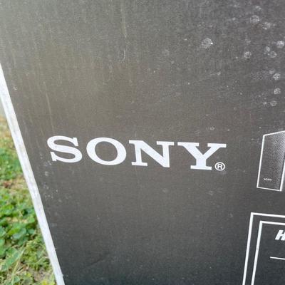 LOT 94: Sony 5.1 Channel Home Theater System HT-SS230 (New in box)