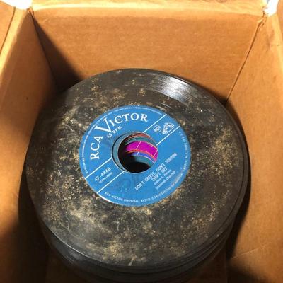 LOT 190: Plastic Record Tote w/ Vinyl Records & 45s