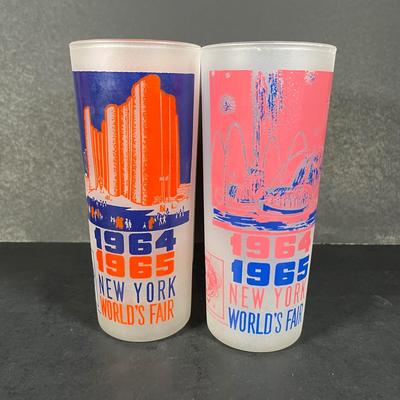 LOT 205: Vintage 1964 New York Worlds Fair Frosted Glass Cups (8)