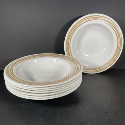 LOT 211: Corelle China Collection