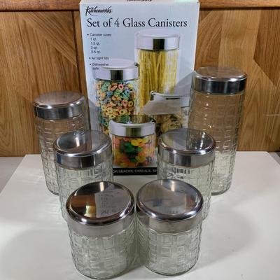 LOT 227: 10 Select Home Kitchenworks Glass Canisters
