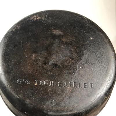 LOT 272: Vintage Cast Iron Skillets